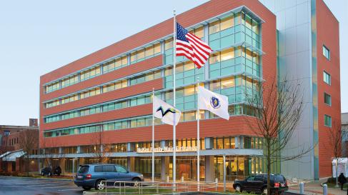 An exterior photo of the main entrance of South Shore Hospital.